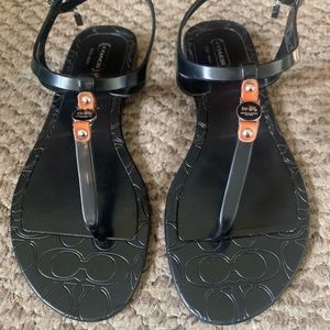 Coach Piccadilly Black and Tan Jelly Thong Sandals with Silver Charm Size 8